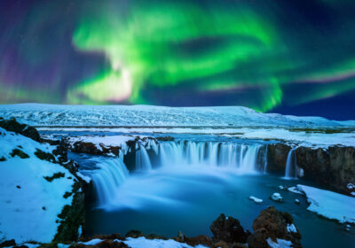 7 Days in Iceland: Waterfalls, Glaciers & Northern Lights